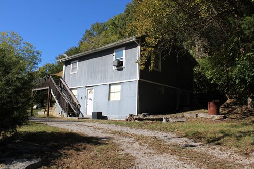 2032 Donahue Creek Rd, Pulaski, TN, 38478-6261 | Card Image