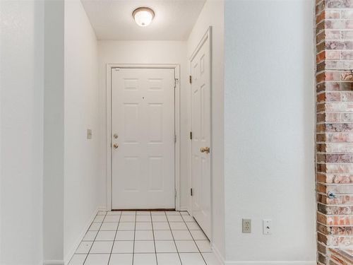 3230 Barley Ct, Norman, OK, 73072-4119 | Card Image