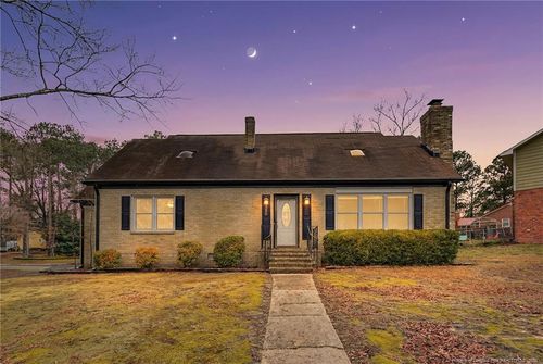 5550 Hedrick Dr, Fayetteville, NC, 28303-2663 | Card Image