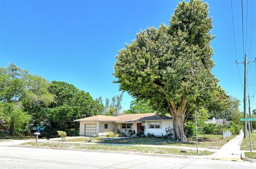 1504 Cocoanut Ave, SARASOTA, FL, 34236-2538 | Card Image