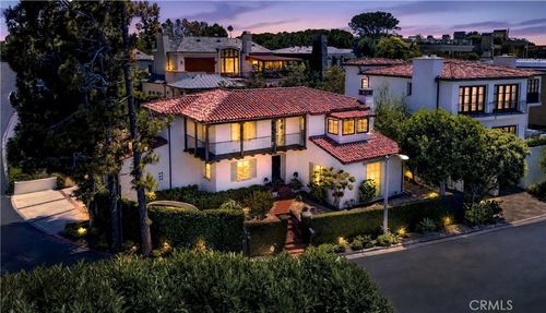 2 Emerald Bay, Laguna Beach, CA, 92651-1207 | Card Image
