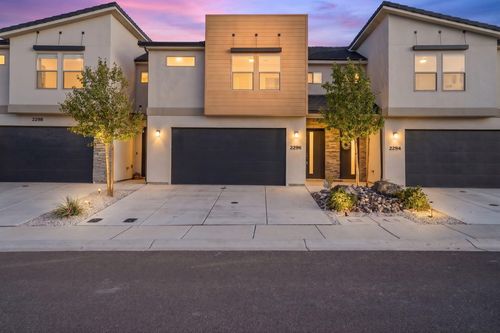2296 E Alexander Ln, St George, UT, 84790-2734 | Card Image