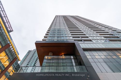 2916-19 Bathurst St, Toronto, ON, M5V0N2 | Card Image