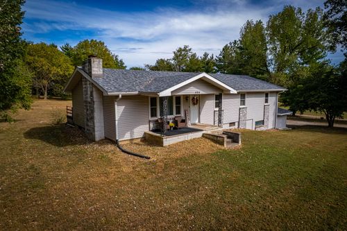 494 S Linden Avenue, Sparta, MO, 65753 | Card Image