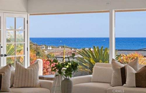 4521 Orrington Rd, Corona del Mar, CA, 92625-3121 | Card Image