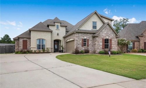 1001 Green Wood Cir, Haughton, LA, 71037-8890 | Card Image