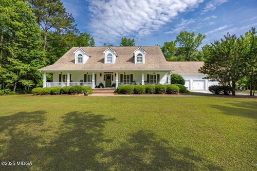 670 Middlesex Dr, Macon, GA, 31210-7905 | Card Image