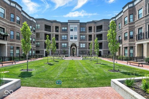 unit-304-920 Veterans Way, Carmel, IN, 46032 | Card Image