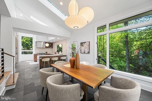 3800 Lakeview Ter, FALLS CHURCH, VA, 22041-1313 | Card Image