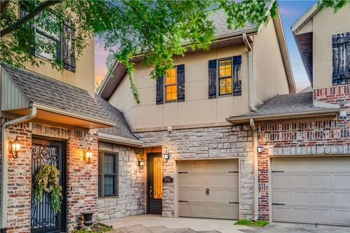 2712 S Everest Ave, Rogers, AR, 72758-9526 | Card Image