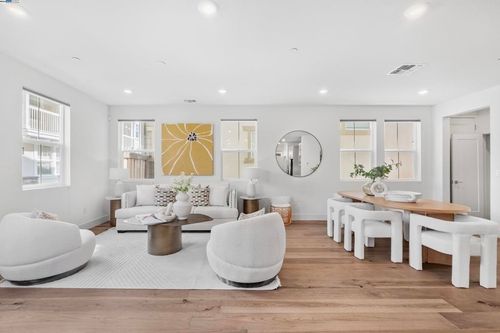 37534 Watersail Way, Newark, CA, 94560-7347 | Card Image