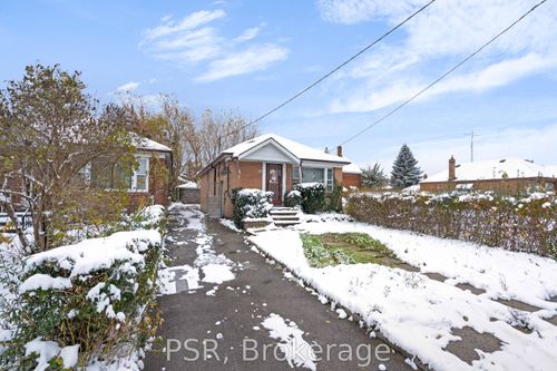 10 Arnold Ave, York, ON, M6N4M9 | Card Image