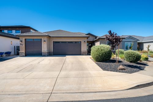 3800 Thomason Trl, Redding, CA, 96002-9684 | Card Image