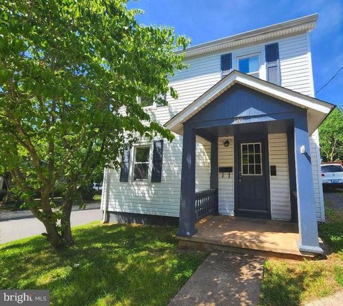 130 W Edmondson St, CULPEPER, VA, 22701-2616 | Card Image