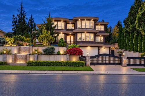 11061 168 St, Surrey, BC, V4N5G6 | Card Image