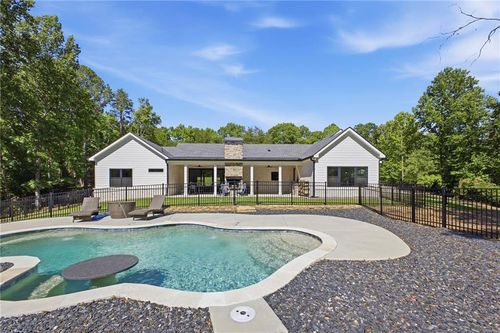 16 Mountain Creek Trl Ne, Fairmount, GA, 30139-3437 | Card Image