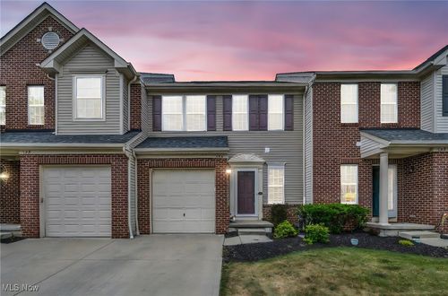 136 River Rock Way, Berea, OH, 44017-3154 | Card Image