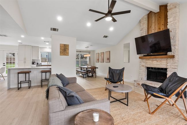 1703 Kimmerling Ln, House other with 4 bedrooms, 3 bathrooms and null parking in Austin TX | Image 4