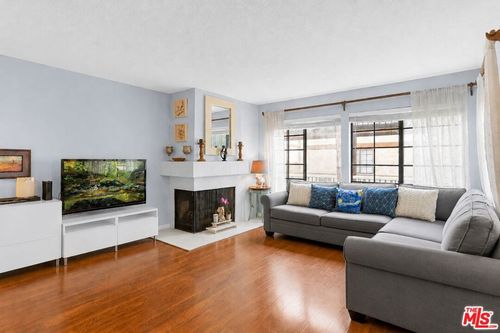 209-441 E San Jose Avenue, Burbank, CA, 91501 | Card Image