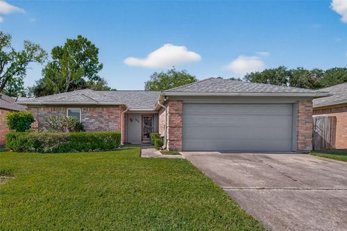 2510 Old Fort Rd, Sugar Land, TX, 77479-1702 | Card Image