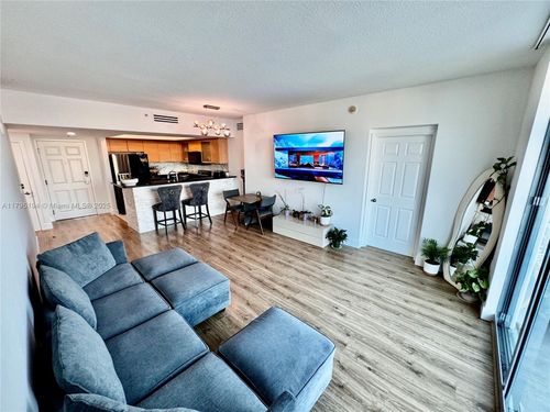 apt-921-140 S Dixie Hwy, Hollywood, FL, 33020-7328 | Card Image