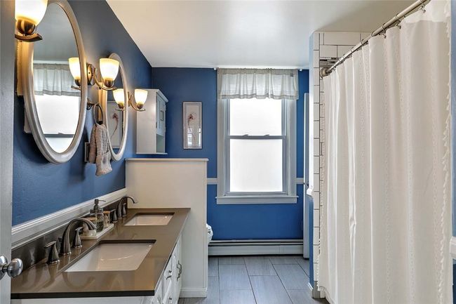 APT-3 - 20 7 Th St, Condo with 2 bedrooms, 1 bathrooms and 2 parking in Providence RI | Image 20