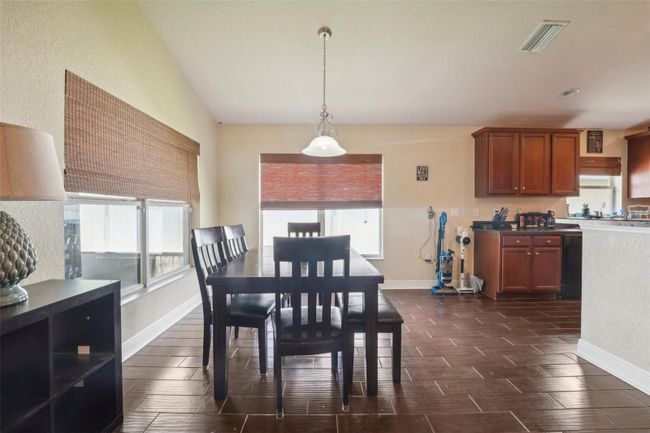10711 Standing Stone Dr, House other with 3 bedrooms, 2 bathrooms and null parking in Wimauma FL | Image 10