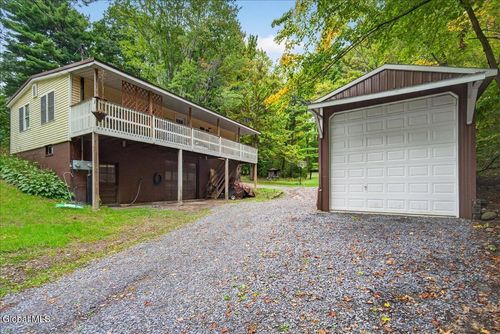 2 Bel Air Dr, Saratoga Springs, NY, 12866-6498 | Card Image