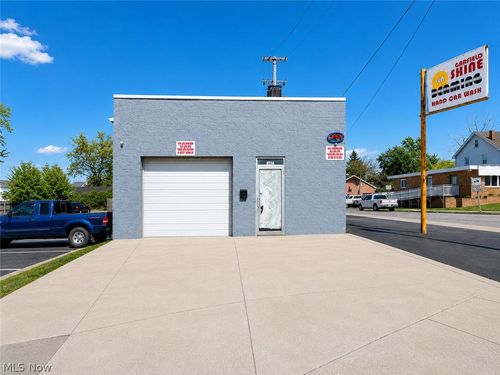 5067 Turney Rd, Garfield Heights, OH, 44125-2545 | Card Image