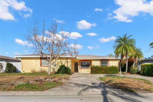 11325 4th Street E, TREASURE ISLAND, FL, 33706 | Card Image