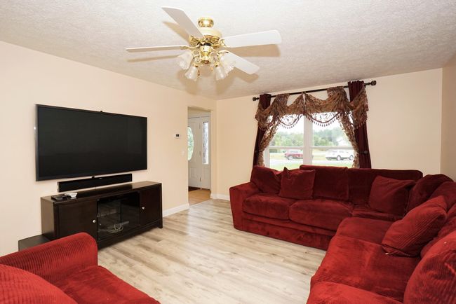12 Lydston Ln, House other with 3 bedrooms, 3 bathrooms and null parking in Litchfield NH | Image 9