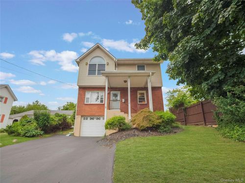 5 Caroline St, Garnerville, NY, 10923-1405 | Card Image