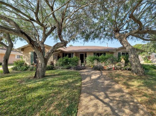 117 Granby Pl, Portland, TX, 78374-1407 | Card Image