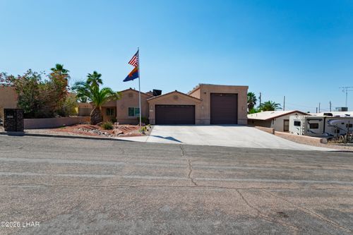 3060 Pepperwood Dr, Lake Havasu City, AZ, 86404-3930 | Card Image