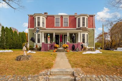 114 Grove Street, Home with 6 bedrooms, 4 bathrooms and null parking in Putnam CT | Image 1