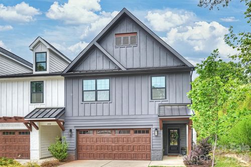 1517 Falcon St, Charlotte, NC, 28211-3396 | Card Image