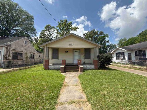 3575 Magnolia St, Beaumont, TX, 77703-3561 | Card Image