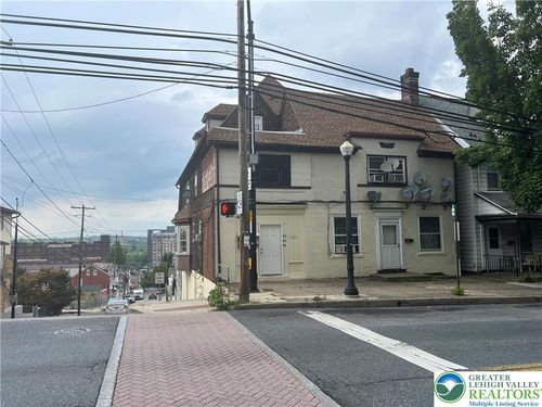 apt-3-1201 E 4th St, BETHLEHEM, PA, 18015-2057 | Card Image