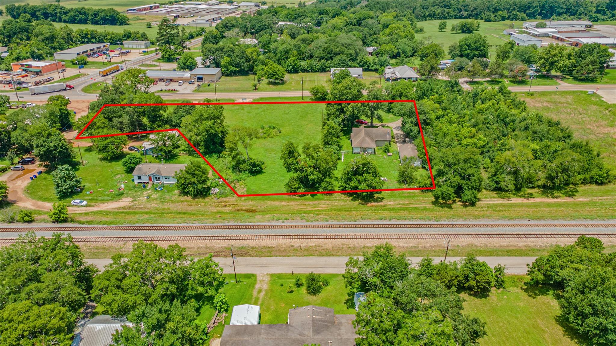 Land in New Waverly 3
