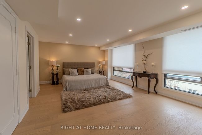 608 - 447 Walmer Rd, Condo with 3 bedrooms, 4 bathrooms and 2 parking in York ON | Image 15