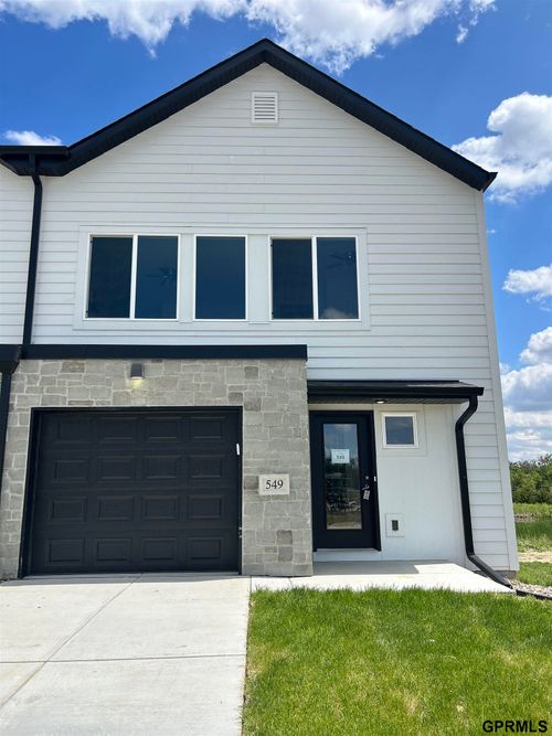 549 W Corsac Rd, Lincoln, NE, 68523 | Card Image