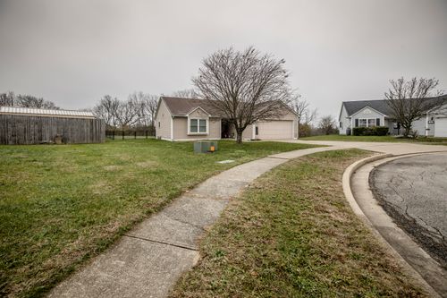 1025 Quincy Ct, Berea, KY, 40403 | Card Image