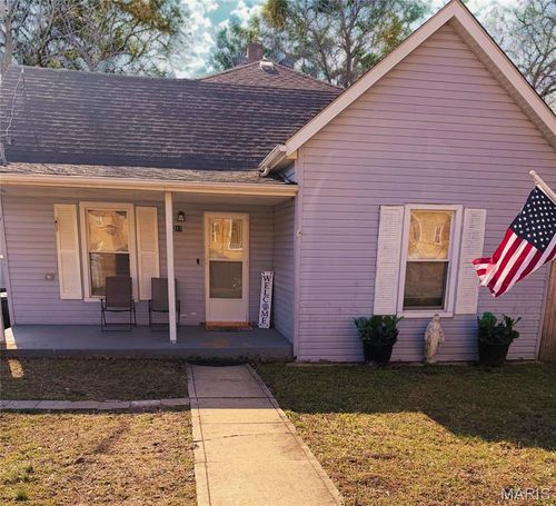 217 W Elvins Blvd, Park Hills, MO, 63601-3842 | Card Image