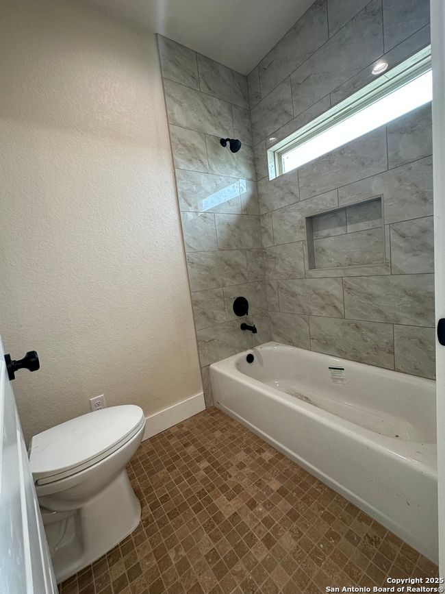 720 N Dickson St, House other with 4 bedrooms, 2 bathrooms and null parking in Poth TX | Image 25