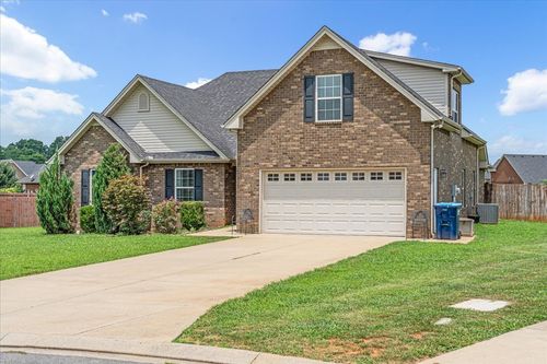 2905 Daytona Ct, Christiana, TN, 37037-5581 | Card Image