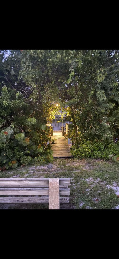apt-5-733 Hummingbird Way, North Palm Beach, FL, 33408-5152 | Card Image