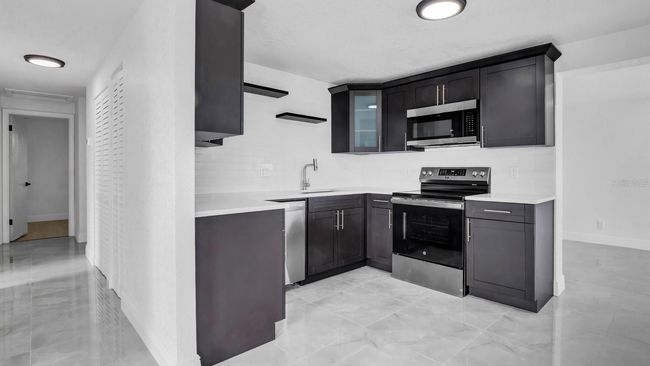 4521 W Minnehaha St, House other with 3 bedrooms, 3 bathrooms and null parking in TAMPA FL | Image 8