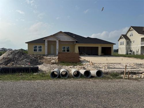 4 Peets Bend Dr, Rockport, TX, 78382-7368 | Card Image