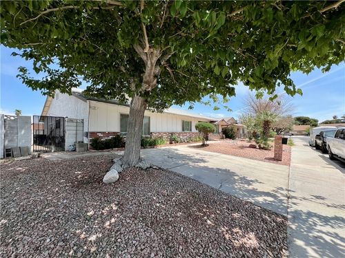 3144 Downing Pl, Las Vegas, NV, 89121-5626 | Card Image