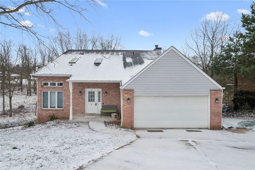 112 Shady Ln, Canonsburg, PA, 15317-3177 | Card Image